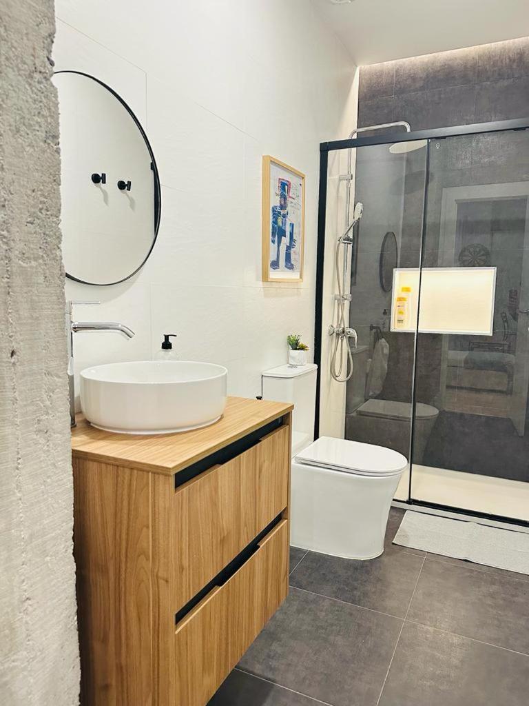 Alhondiga City Center By Sleep In Bilbao Eksteriør billede