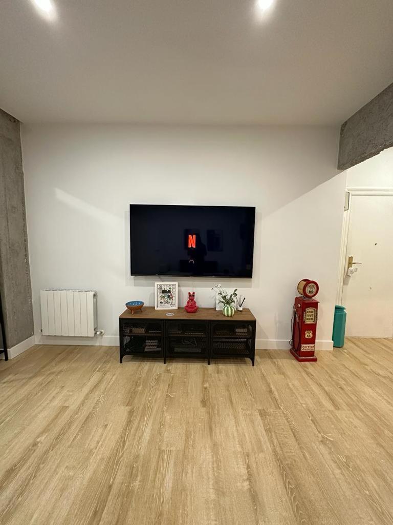 Alhondiga City Center By Sleep In Bilbao Eksteriør billede